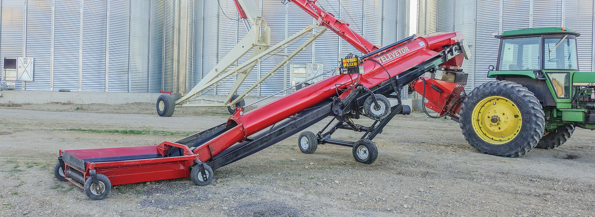 Dekoning Innovations Televeyor Model 1630 grain conveyor